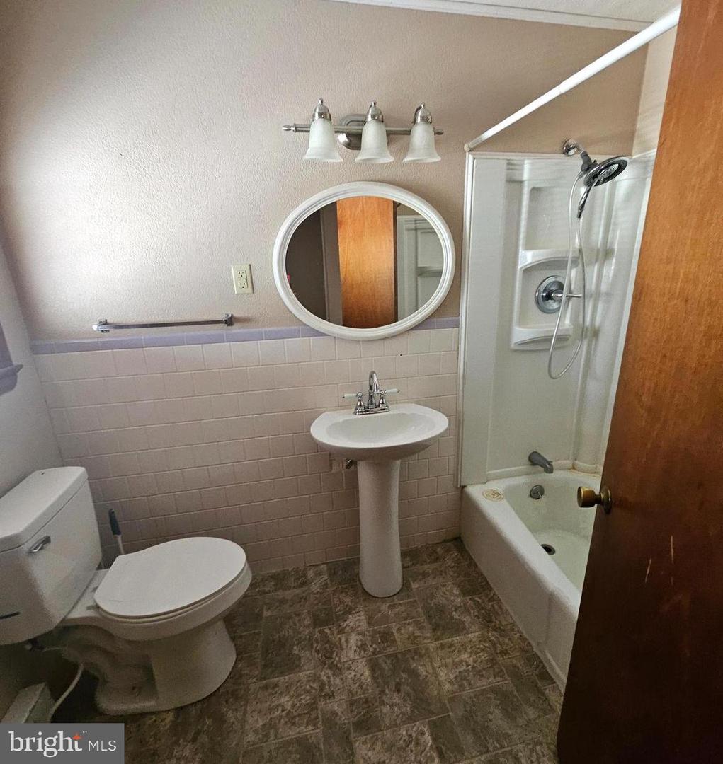 449 Harmison Ln Property Photo 28