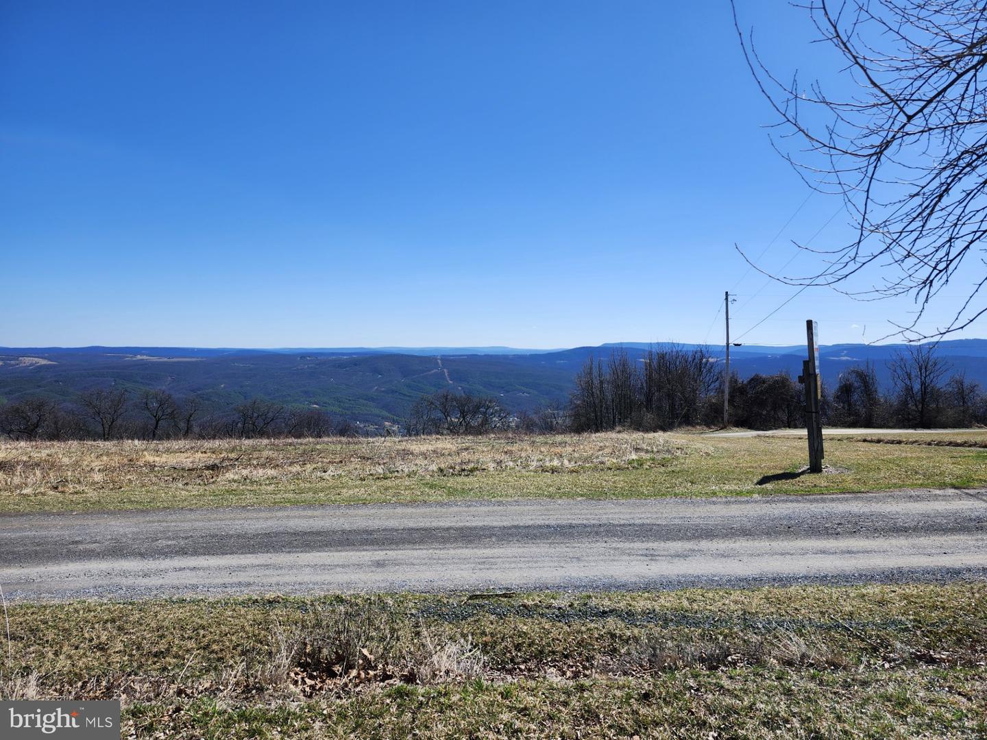 Skyview Dr. / Echo Dr. Property Photo 24