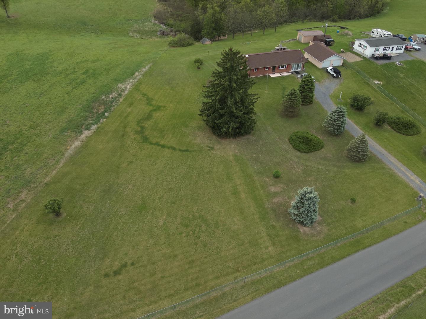 1843 Heide Cooper Rd Property Photo 3