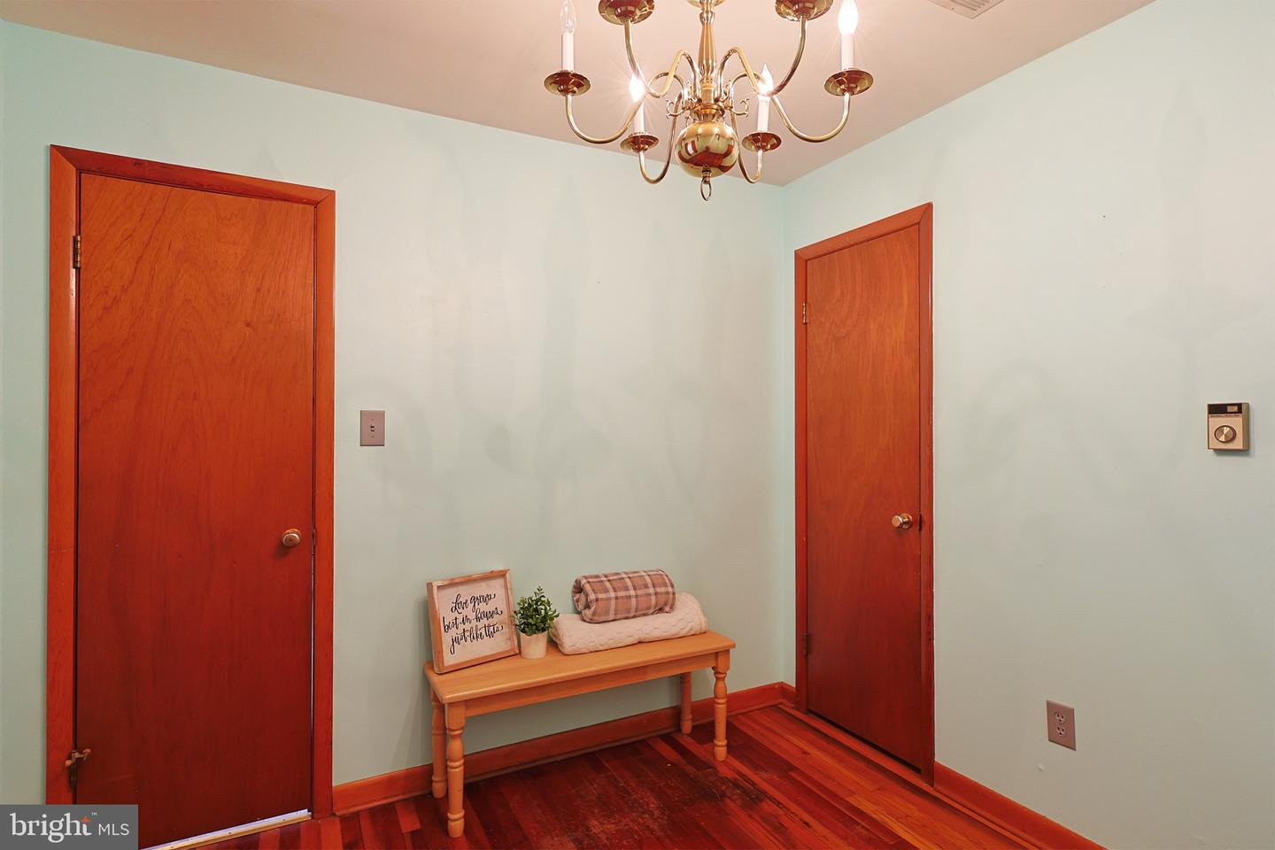 513 2nd St Property Photo 26