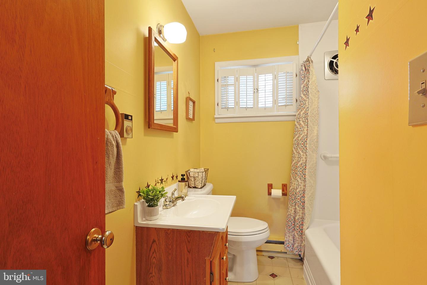 513 2nd St Property Photo 28