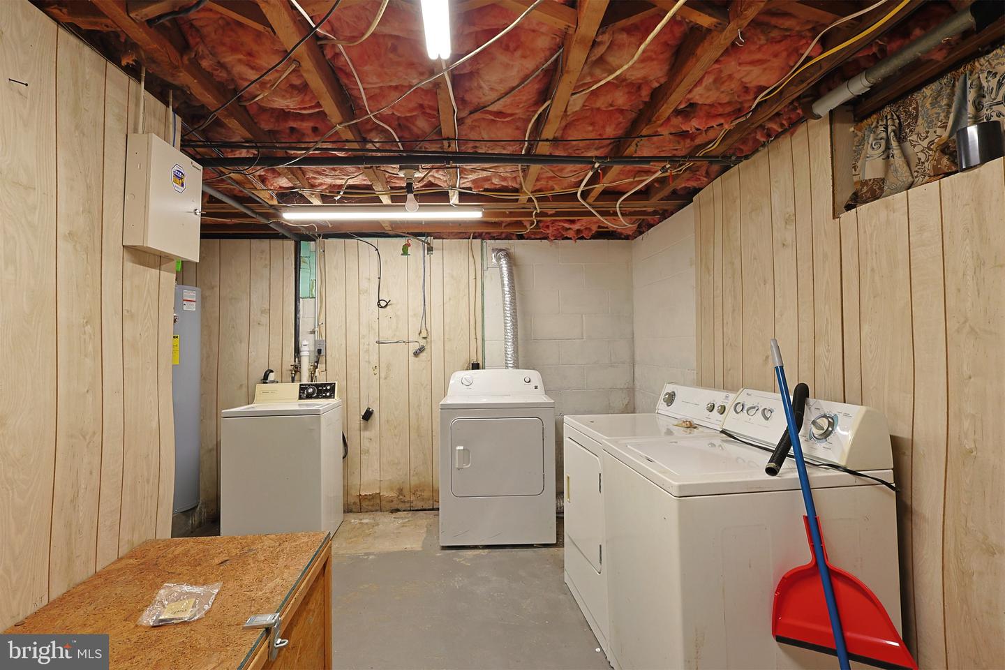 513 2nd St Property Photo 31