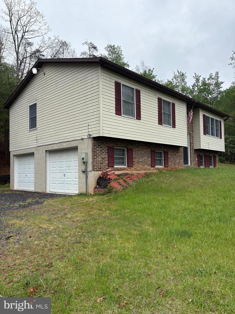 2865 Capon Springs Rd Property Photo 2