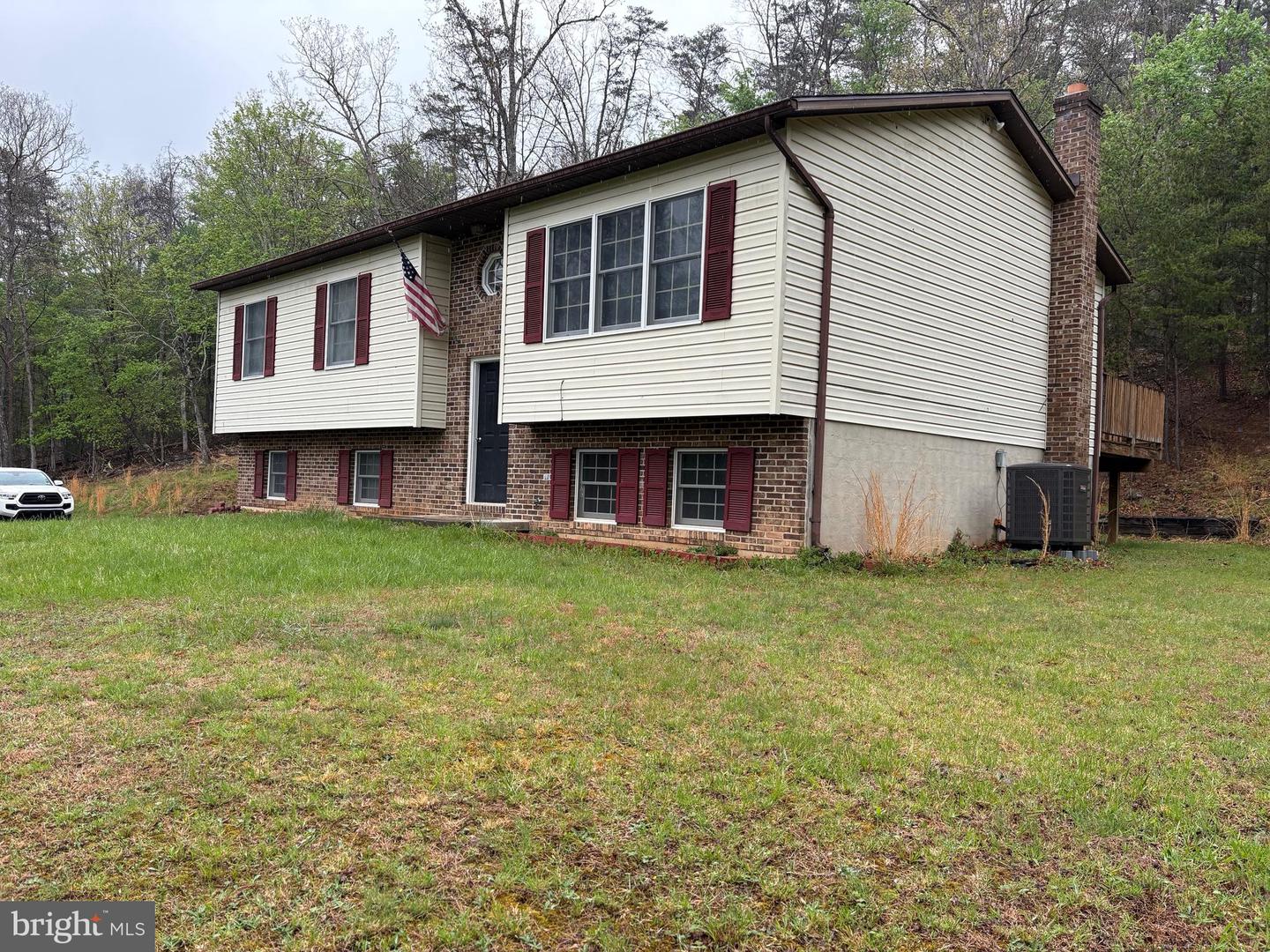 2865 Capon Springs Rd Property Photo 3