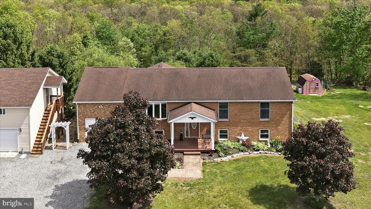 760 Timber Ridge Rd Property Photo 3