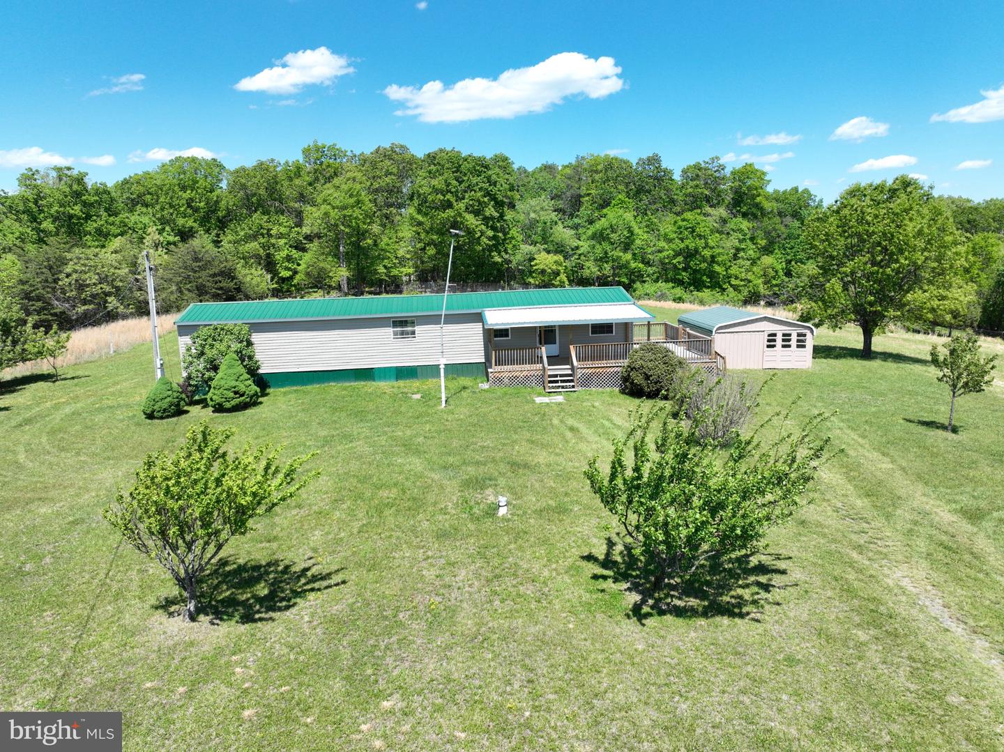 530 Jordans Property Photo 1