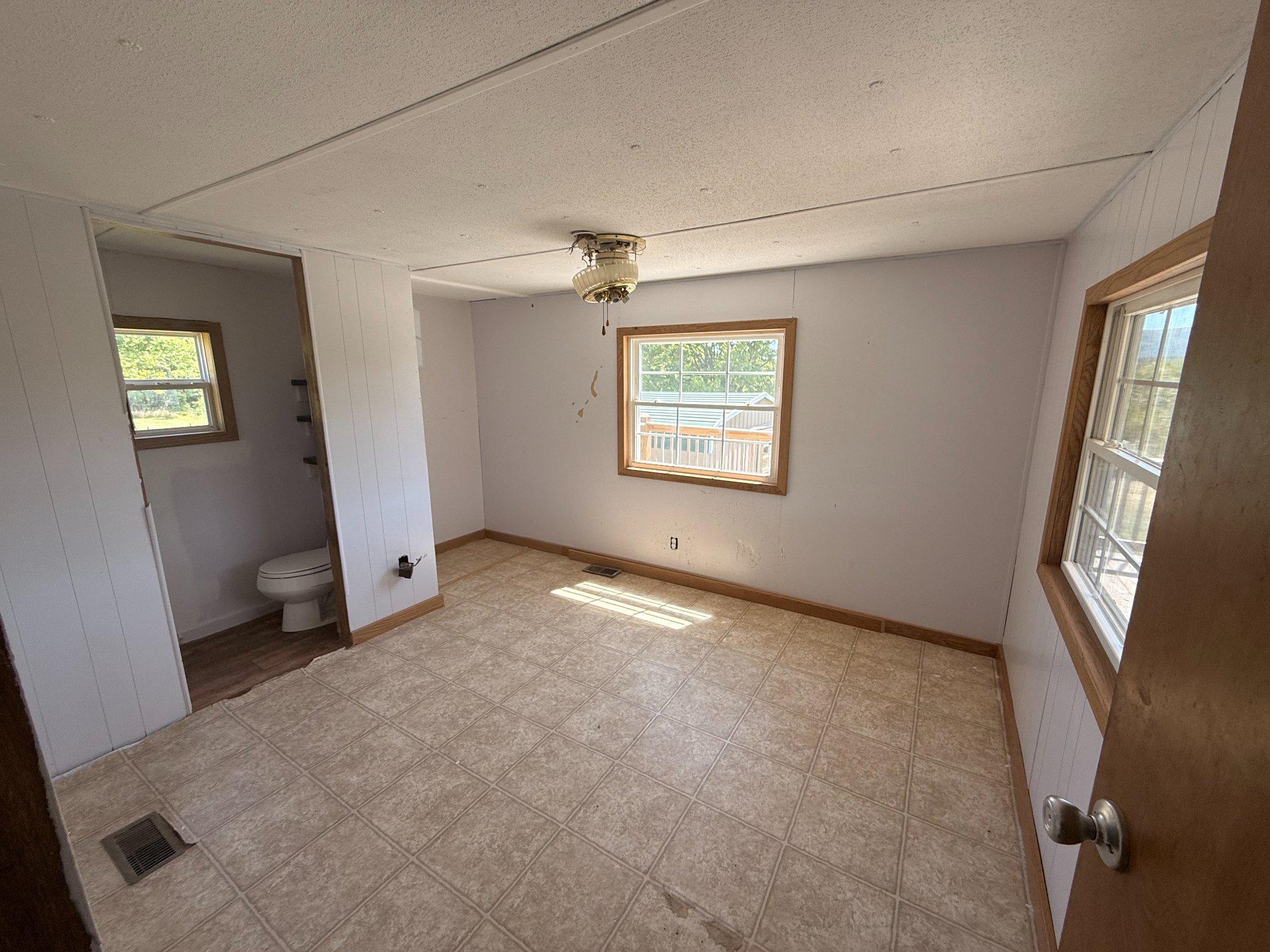 530 Jordans Property Photo 11