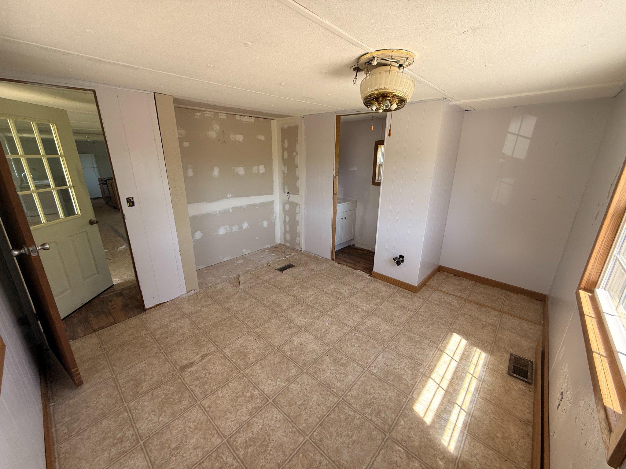 530 Jordans Property Photo 12