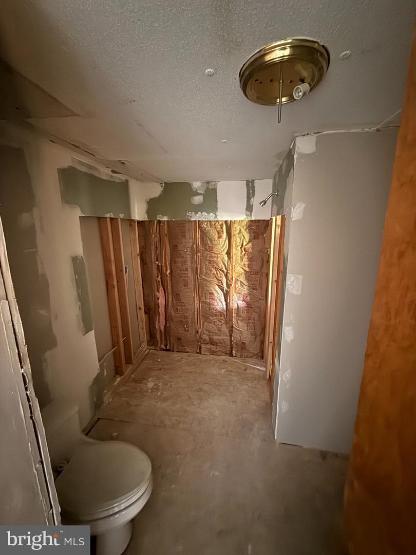 530 Jordans Property Photo 17