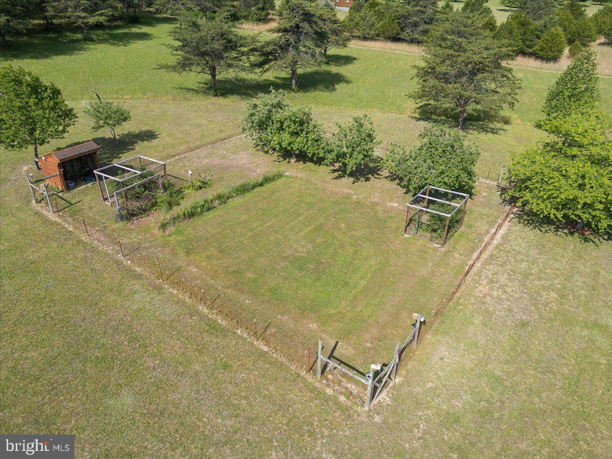 1054 River Bend Dr Property Photo 25