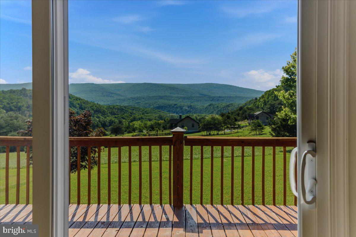 1054 River Bend Dr Property Photo 38