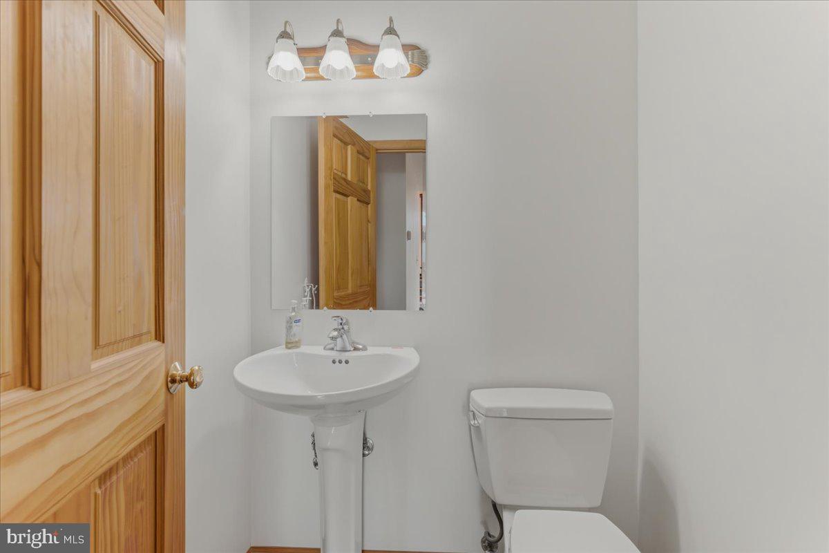 1054 River Bend Dr Property Photo 40