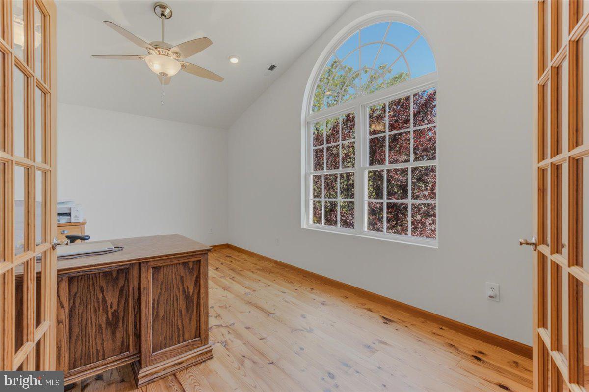 1054 River Bend Dr Property Photo 50