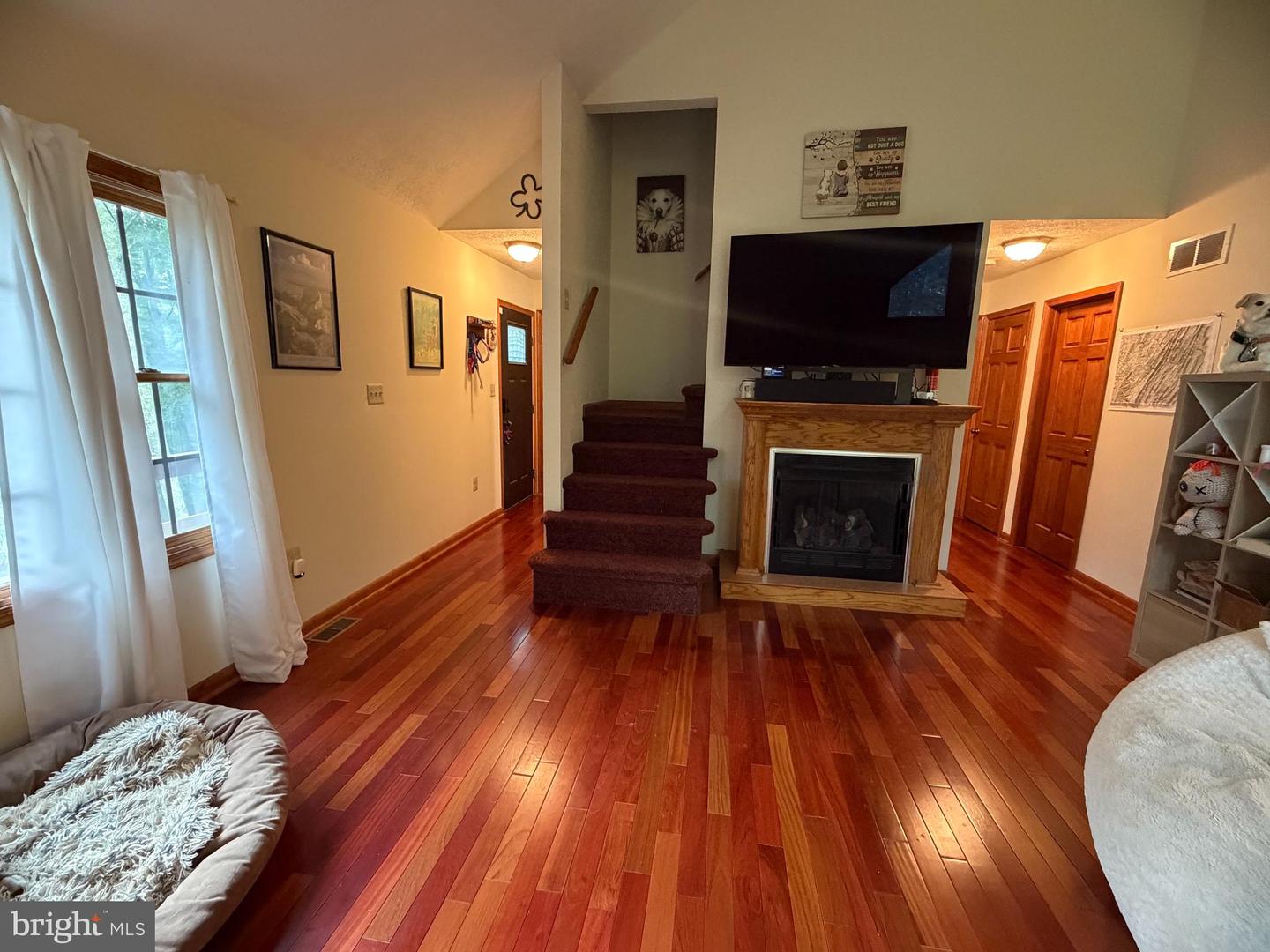 945 White Oak Trl Property Photo 7