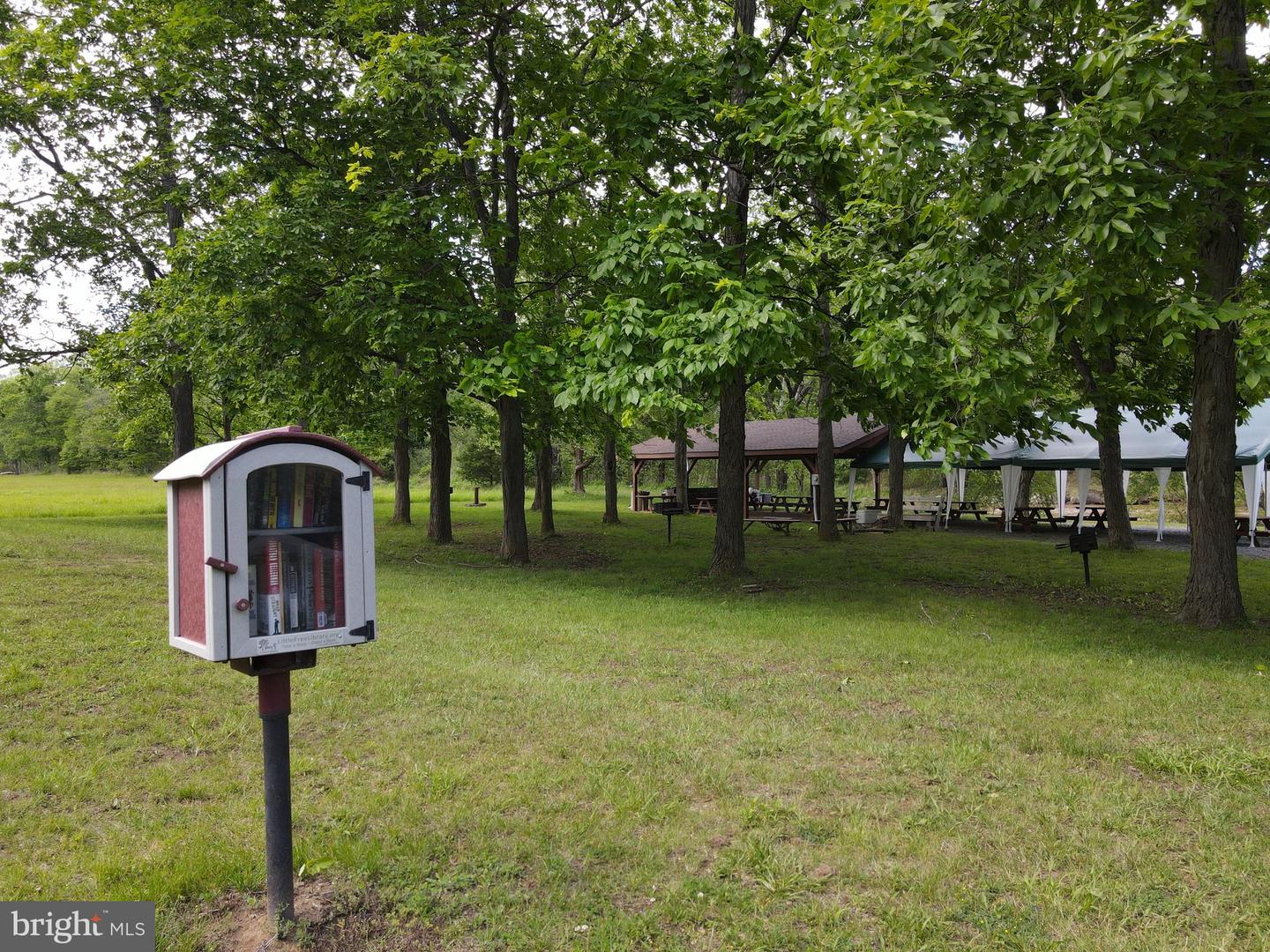 945 White Oak Trl Property Photo 33