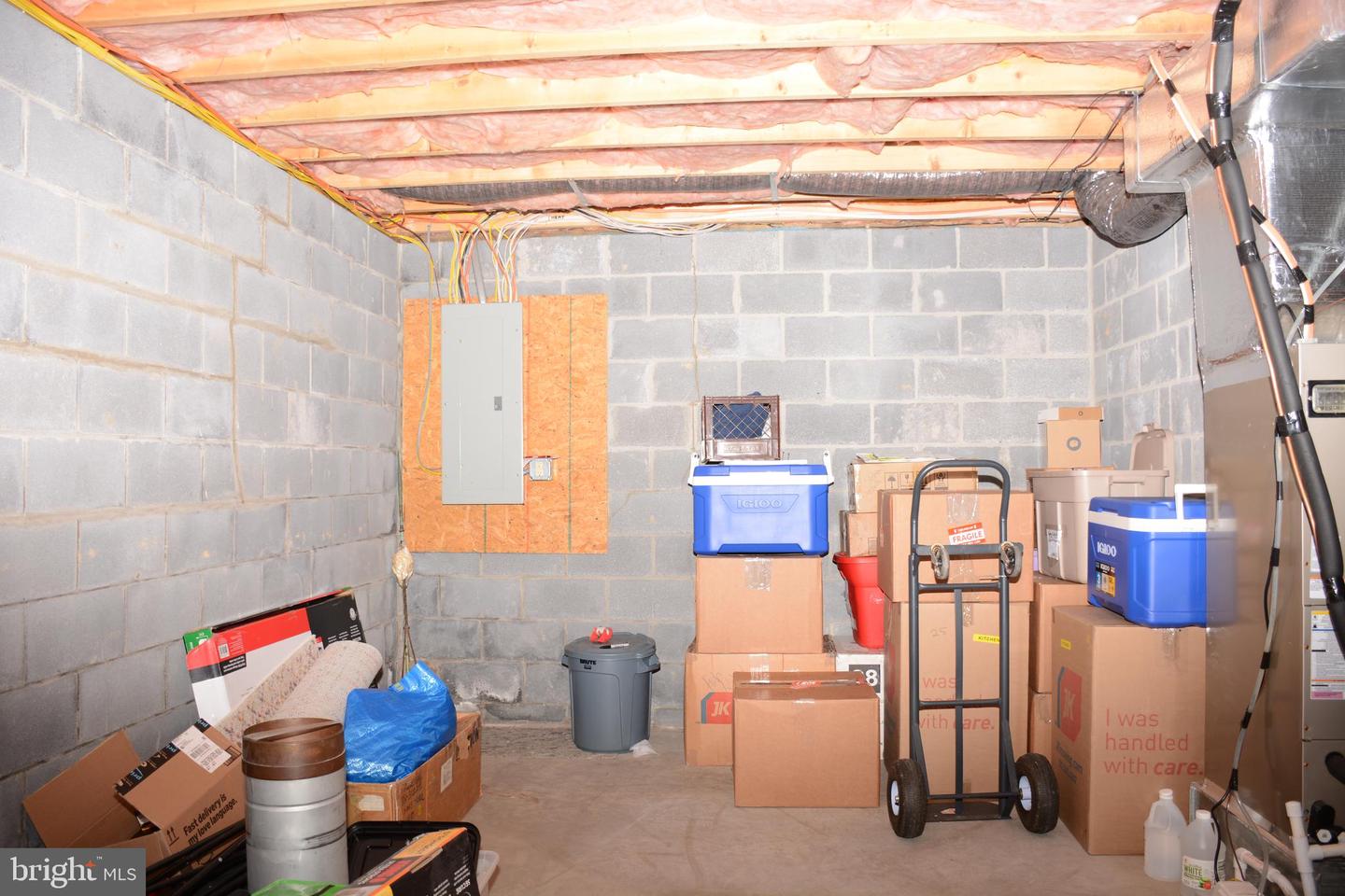 945 White Oak Trl Property Photo 40