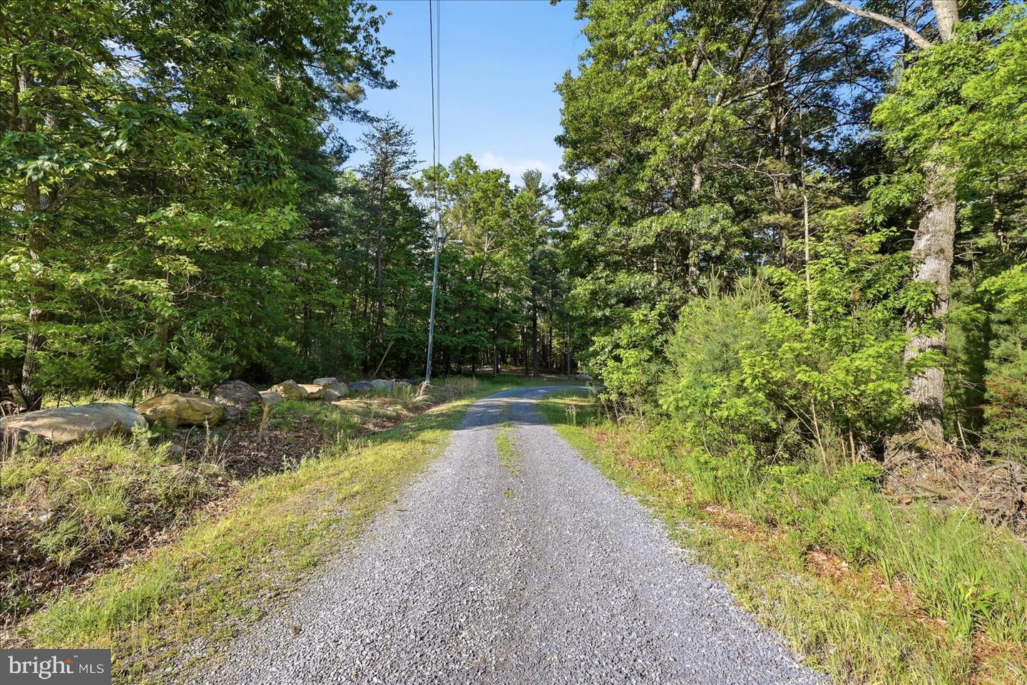 L7 Quaker Woods Ln Property Photo 20