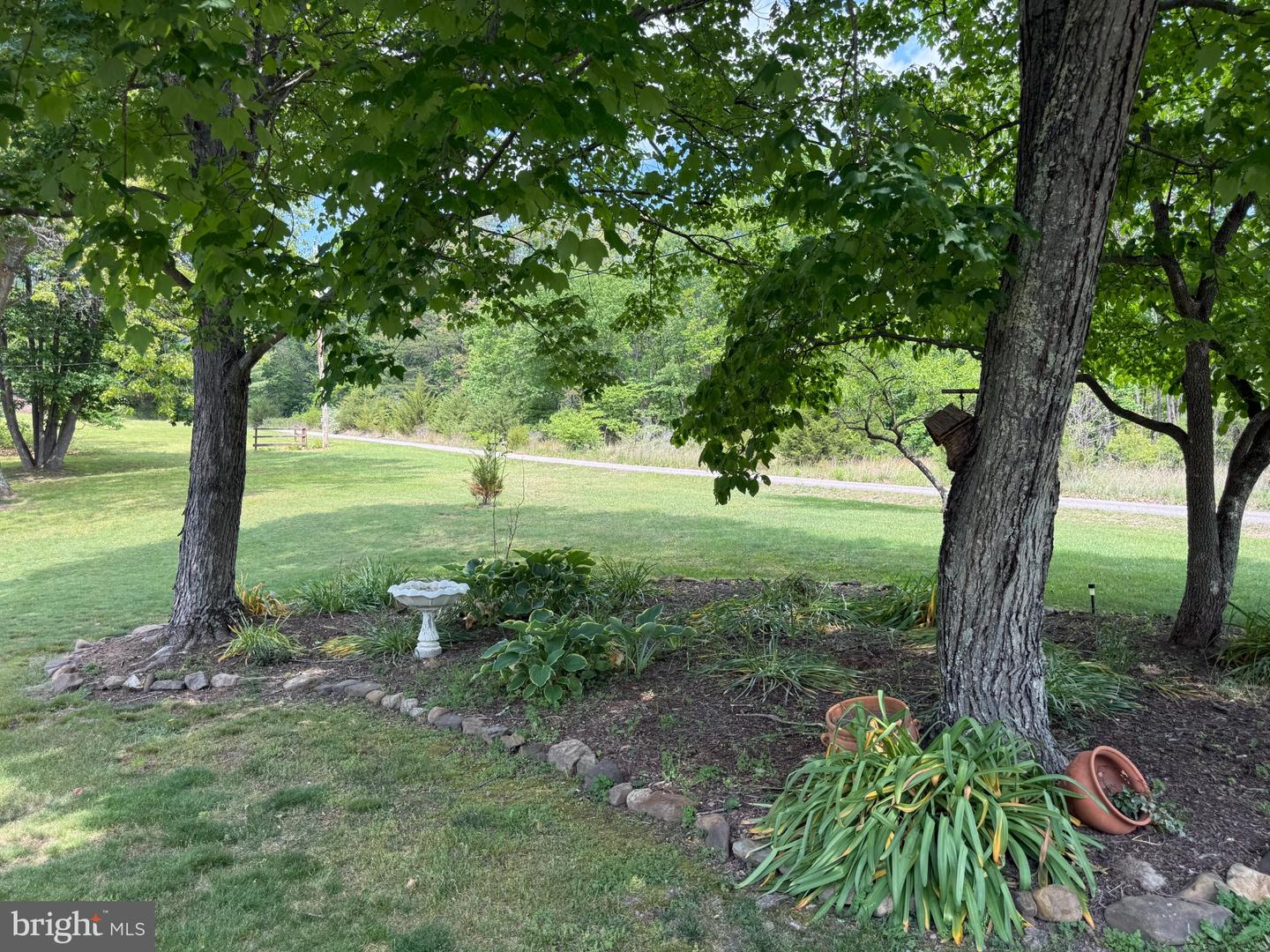 575 N River Highlands Rd Property Photo 12