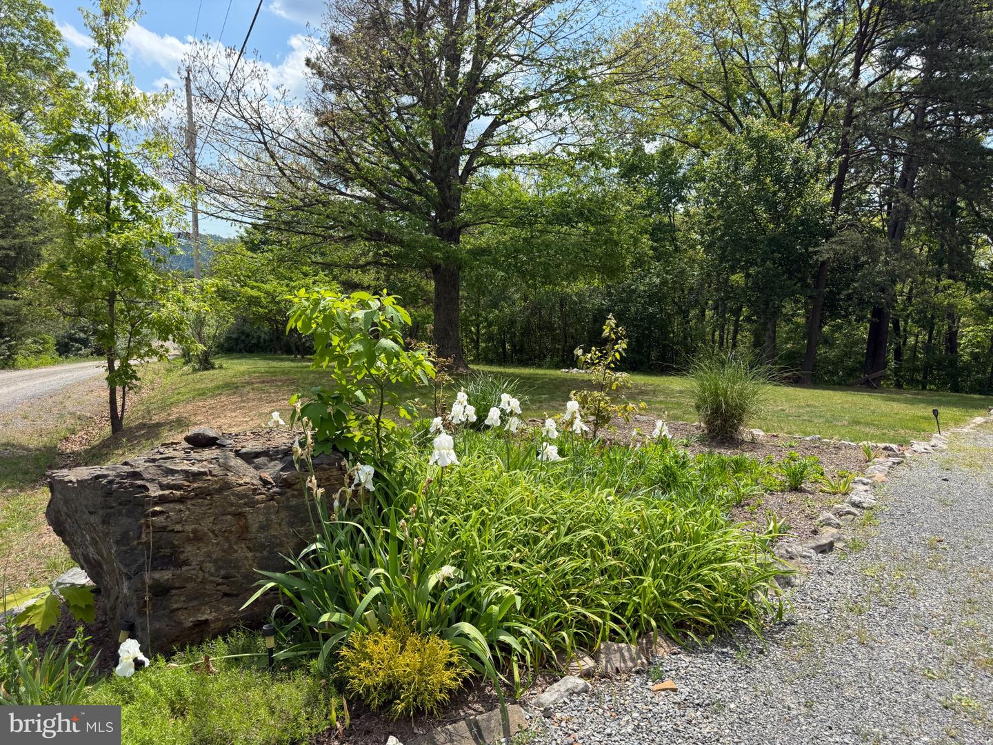 575 N River Highlands Rd Property Photo 13