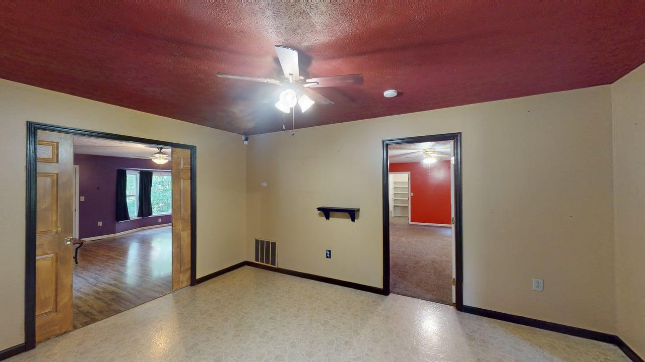575 N River Highlands Rd Property Photo 15