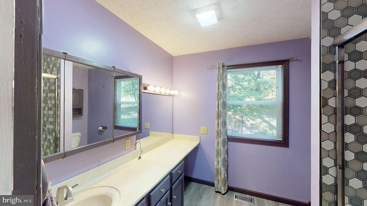 575 N River Highlands Rd Property Photo 22