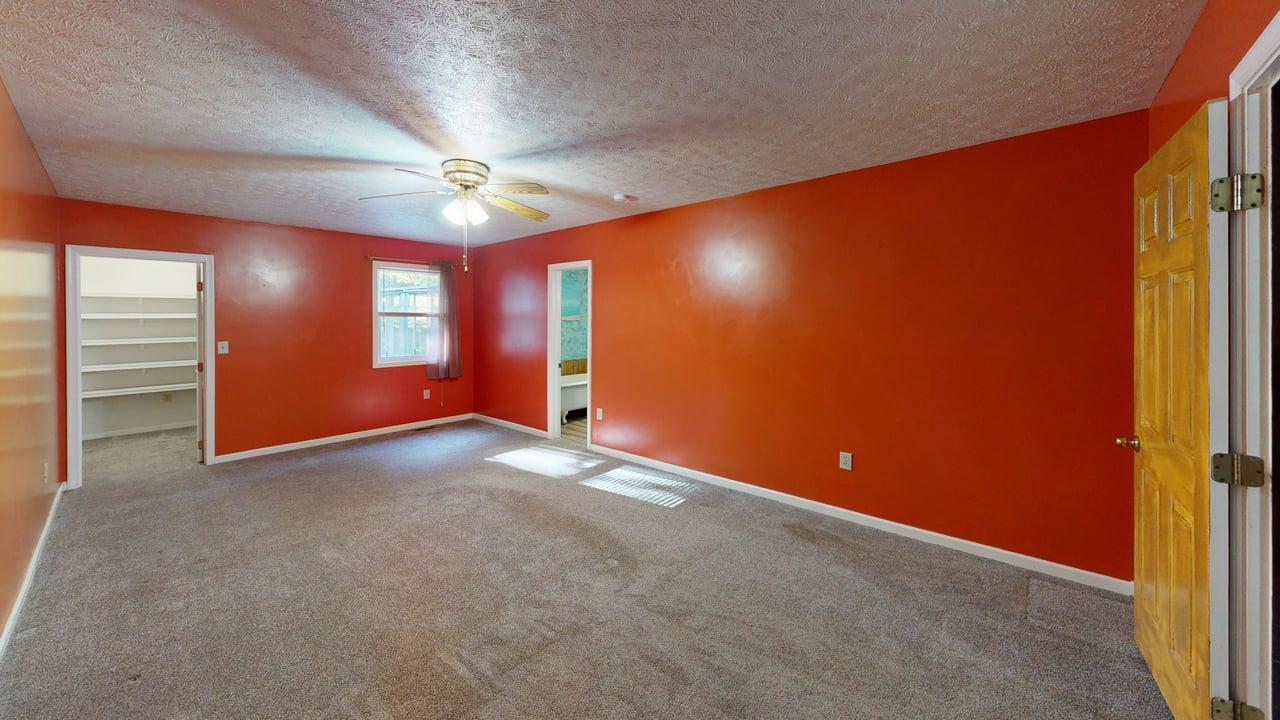 575 N River Highlands Rd Property Photo 23
