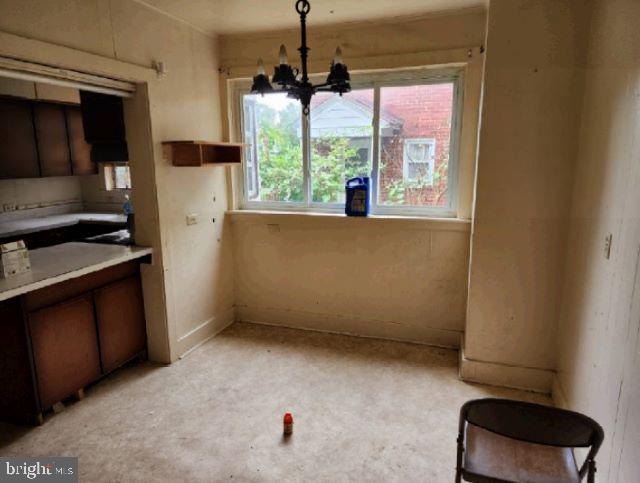 521 W Main St Property Photo 5