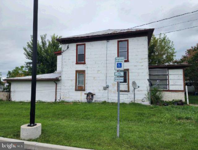 521 W Main St Property Photo 16