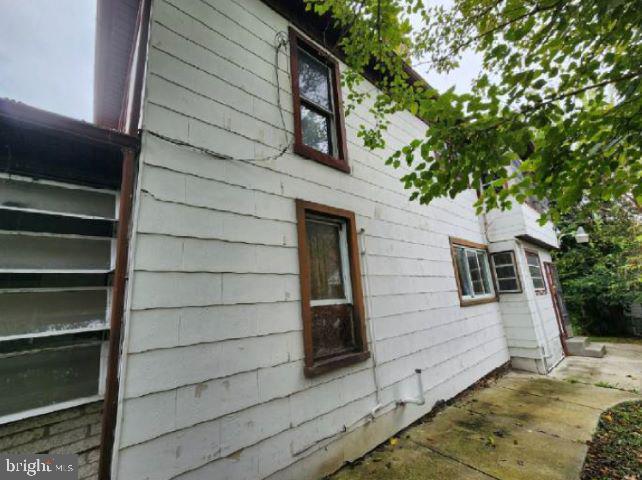 521 W Main St Property Photo 17