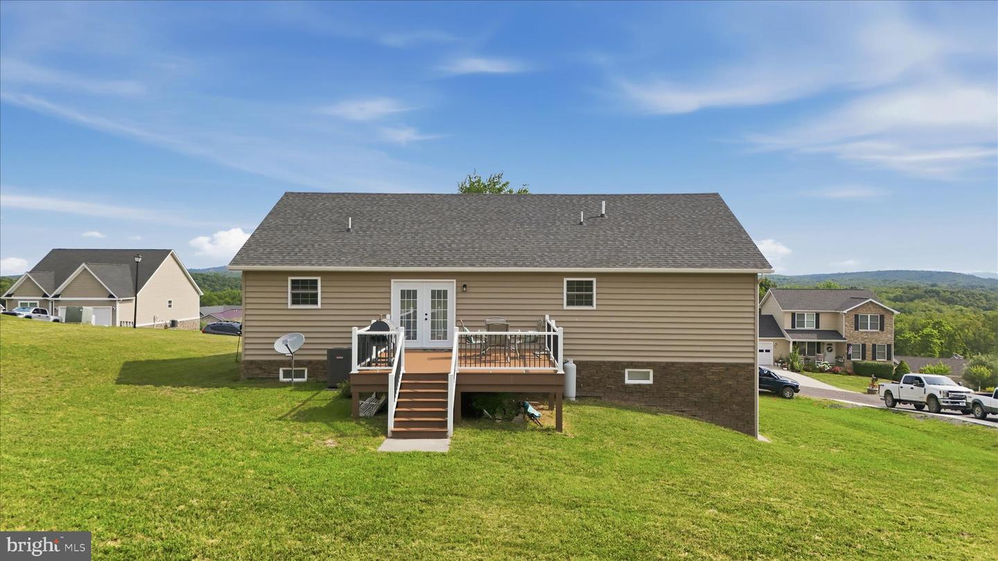 178 Autumn Dr Property Photo 38