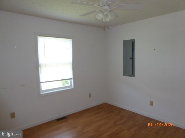 476 Elk Pl Property Photo 8