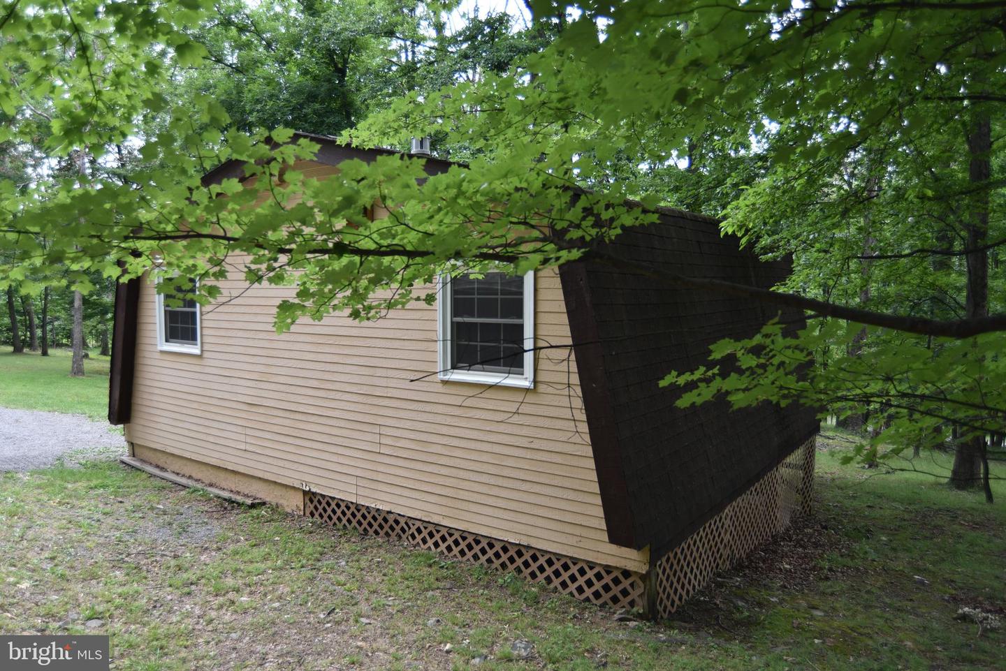 586 Cardinal View Rd Property Photo 6