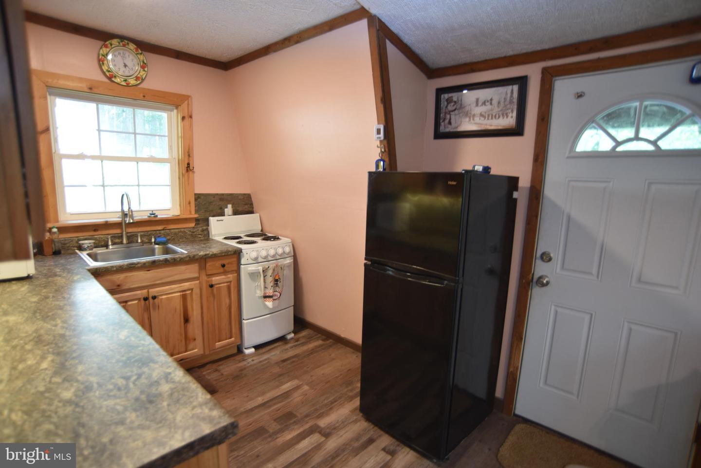586 Cardinal View Rd Property Photo 17