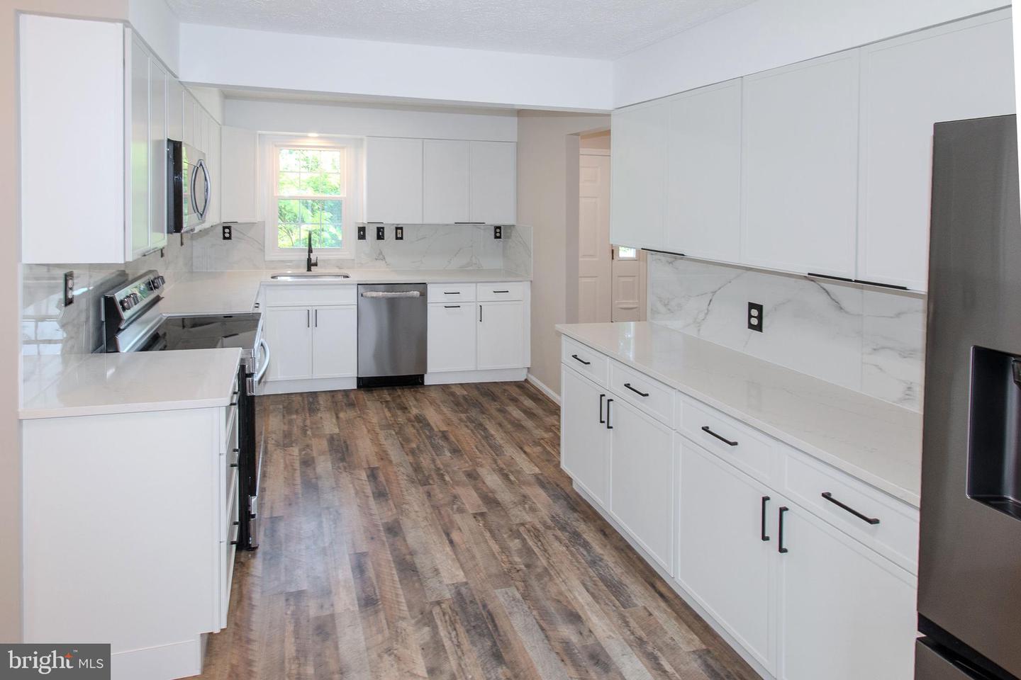 8922 Carpers Pike Property Photo 8