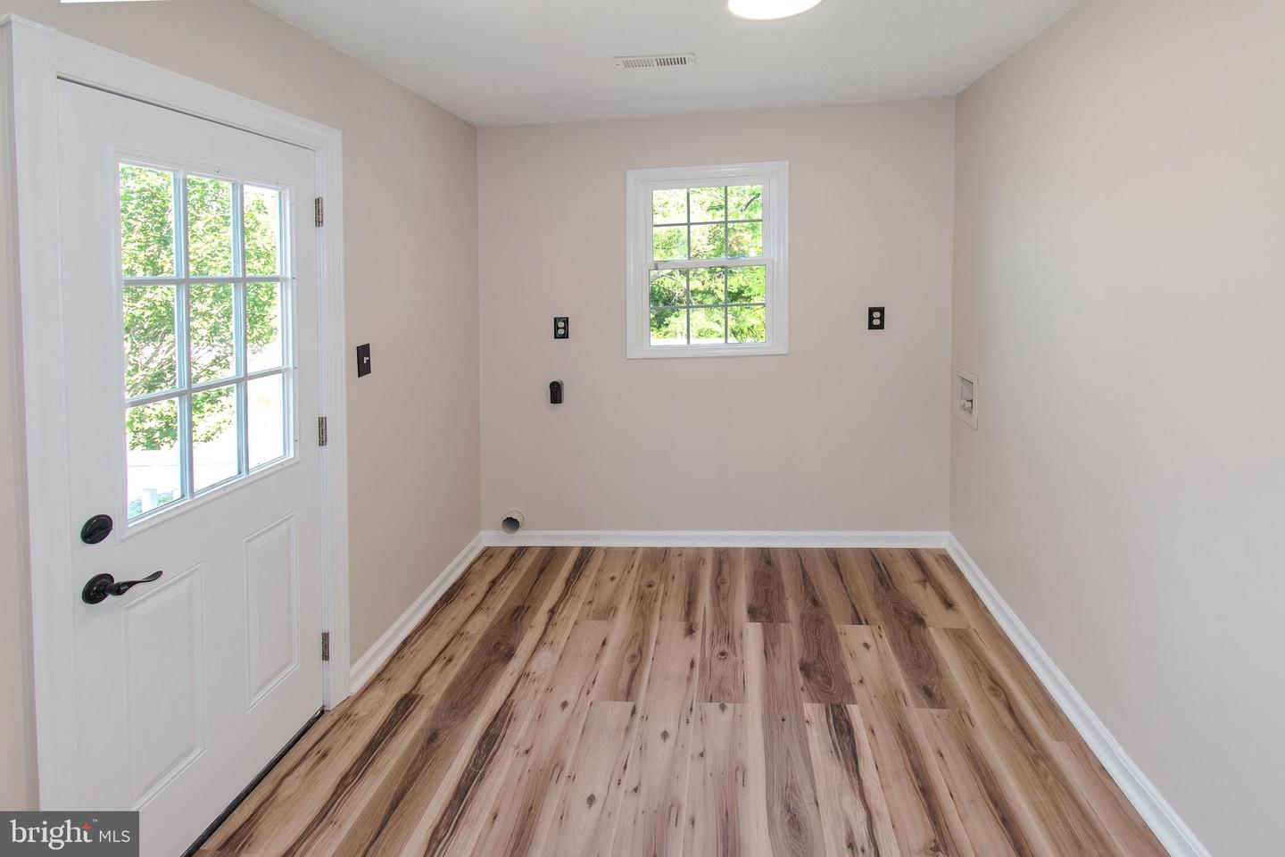 8922 Carpers Pike Property Photo 13