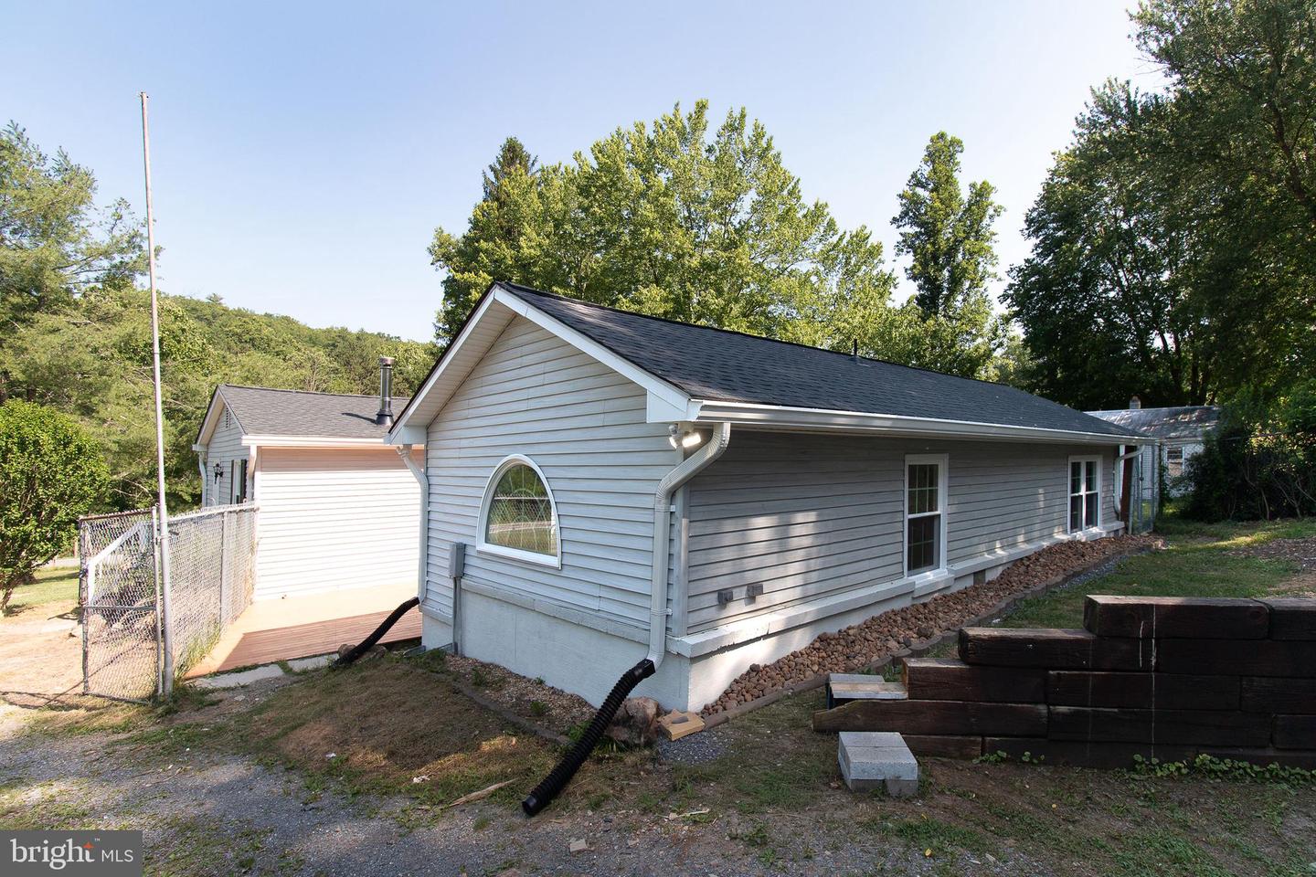 8922 Carpers Pike Property Photo 40