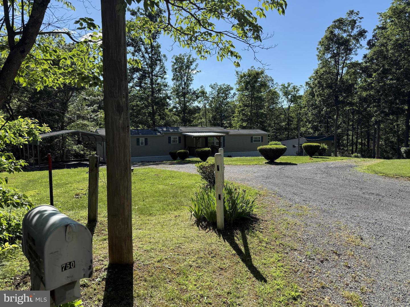 750 Hickory Corner Rd Property Photo 2