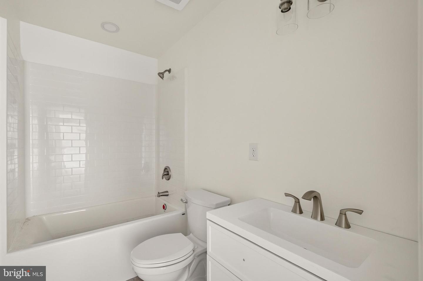 38 Waterview Dr Property Photo 24