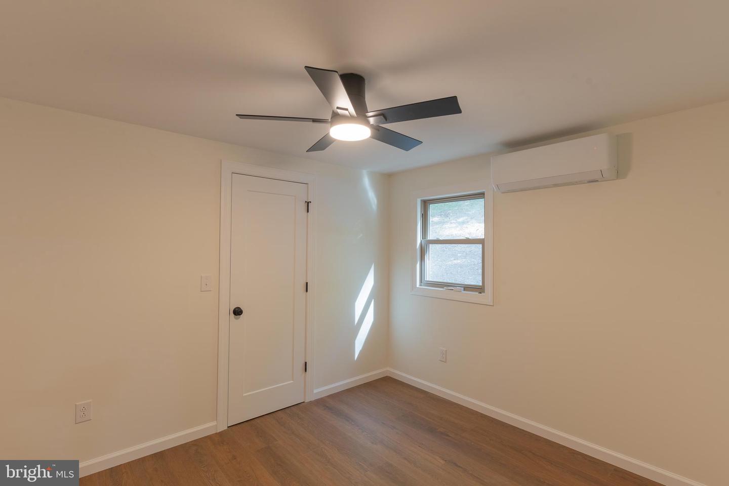 2614 Lake Ferndale Dr Property Photo 50