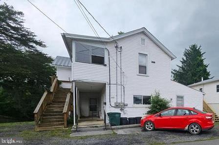 449 Property Photo 2