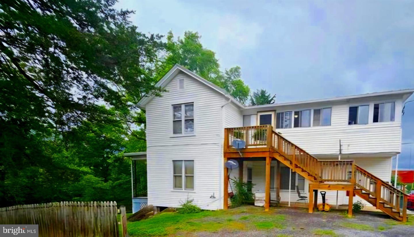 449 Property Photo 4