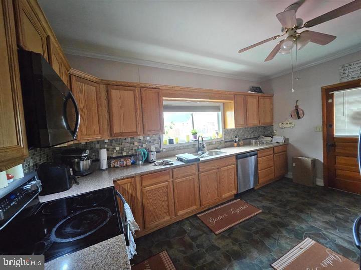 449 Property Photo 13