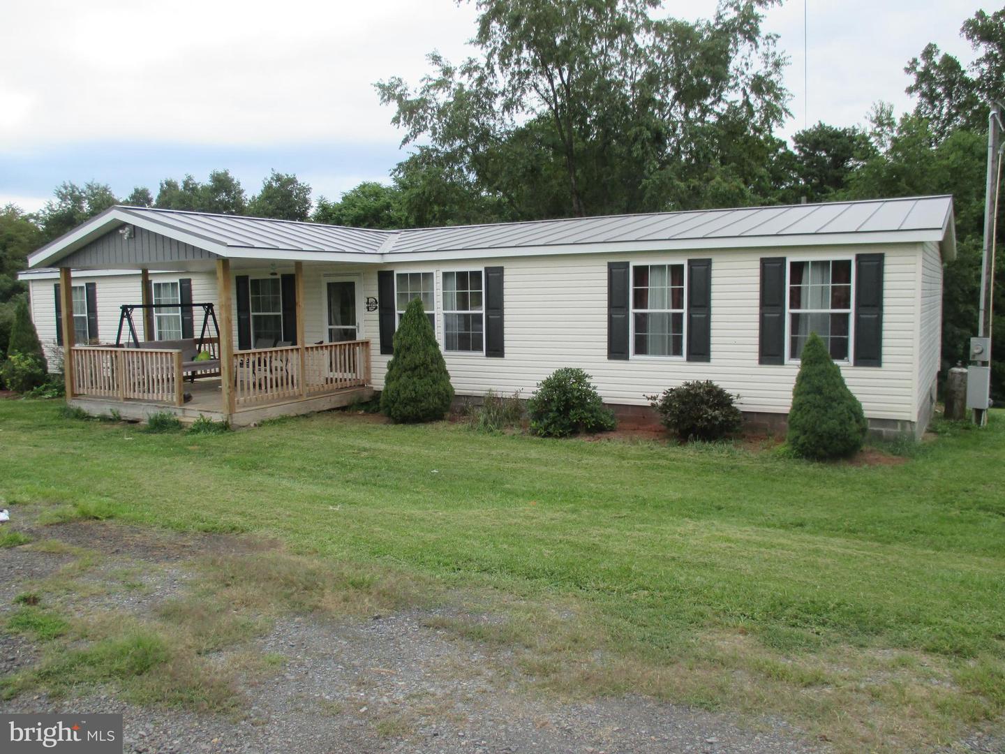 390 Spirit Ln Property Photo 2