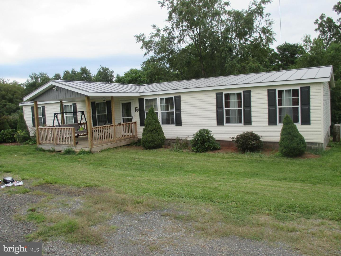 390 Spirit Ln Property Photo 3