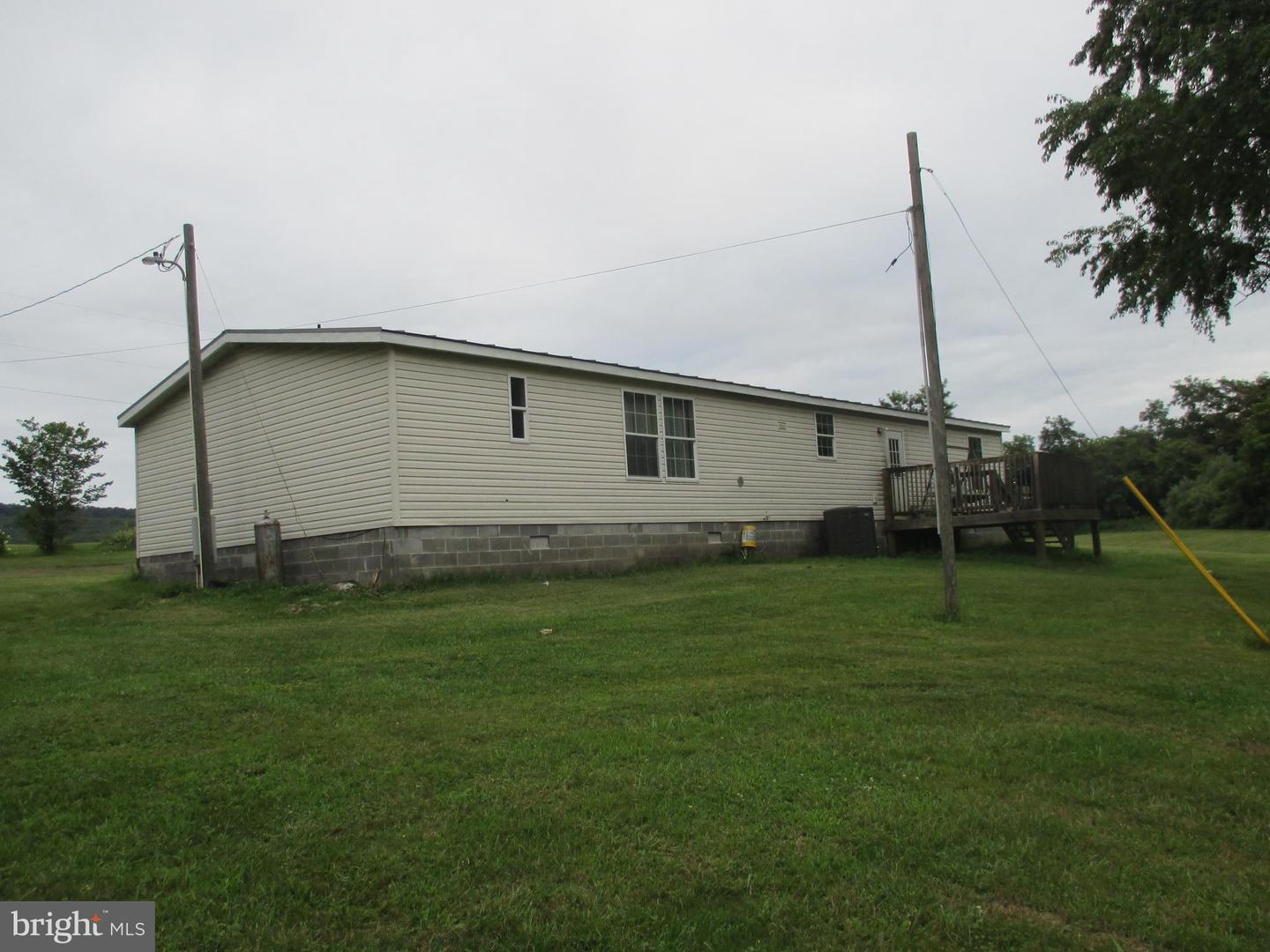 390 Spirit Ln Property Photo 8
