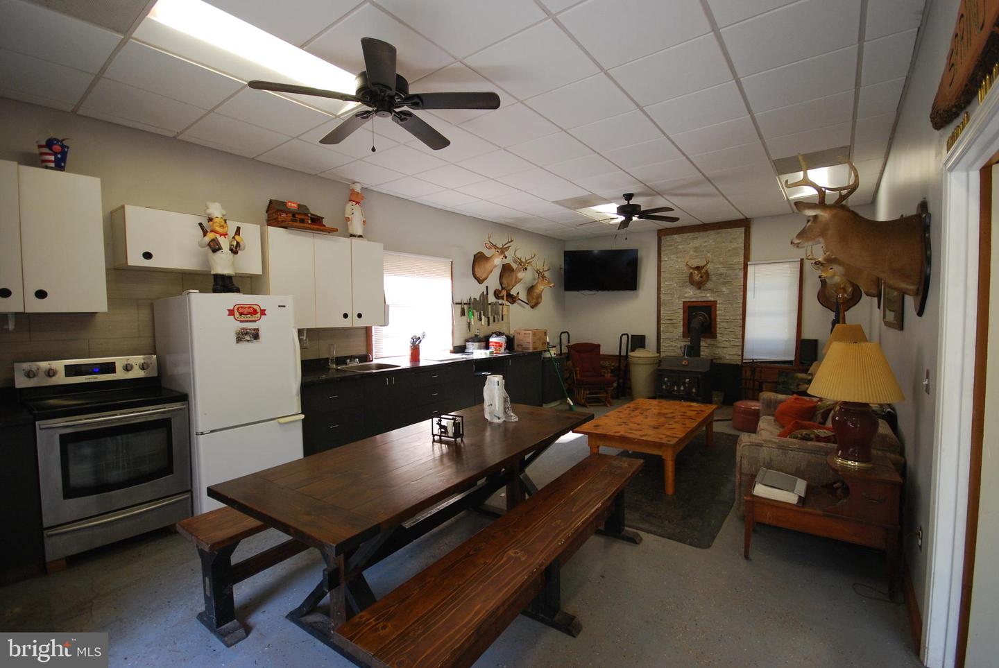 729 Anthony Bohrer Rd Property Photo 10