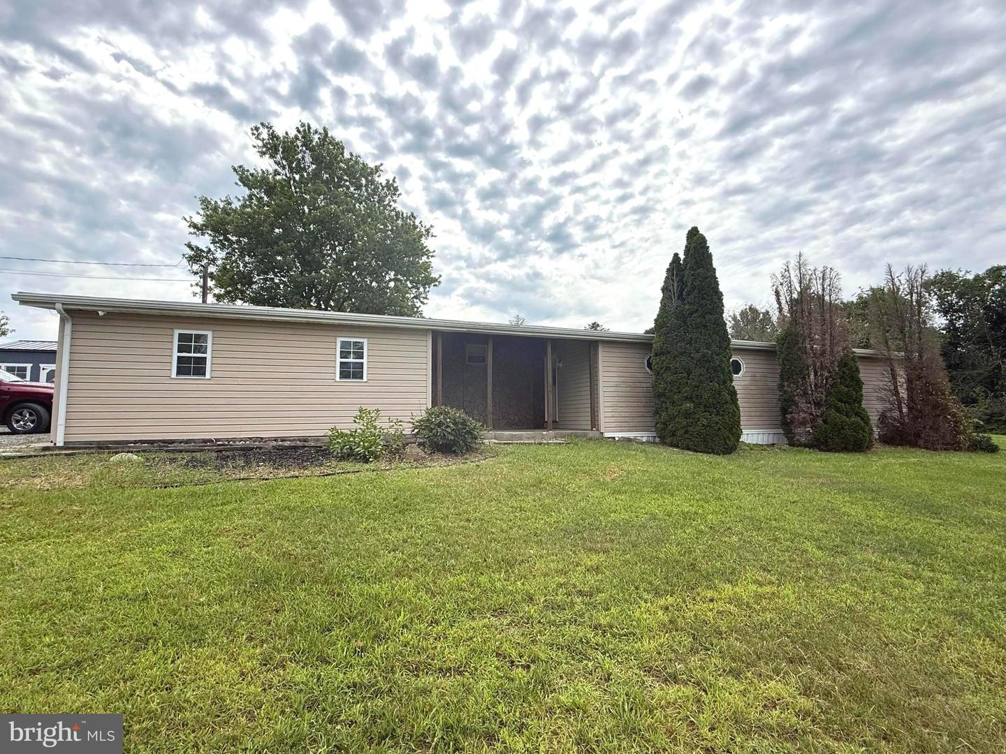4 Reeds Ct Property Photo 1
