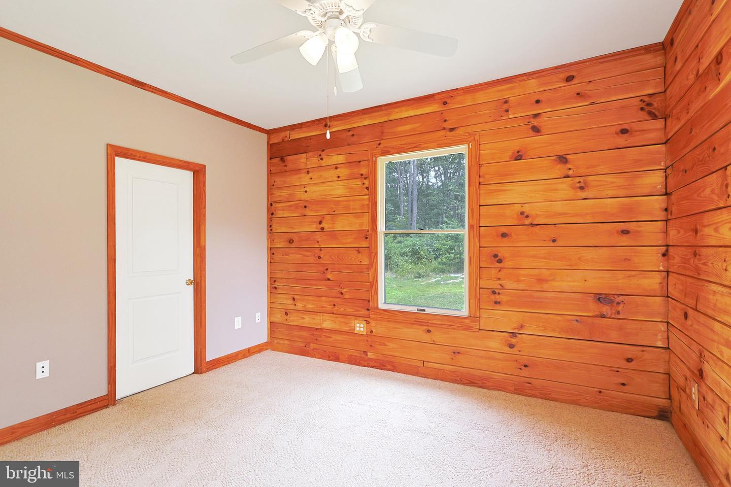 107 Wakeman Dr Property Photo 25