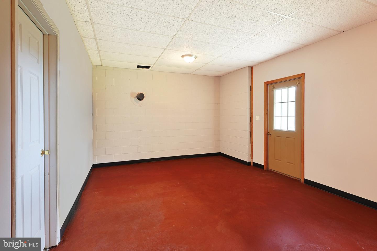 107 Wakeman Dr Property Photo 32