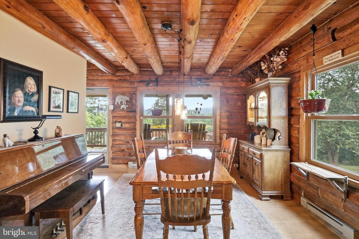 106 Britneys Ln Property Photo 10